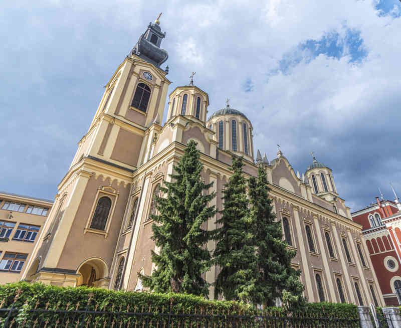 Bosnia y Herzegovina - Sarajevo 43 - catedral ortodoxa de la Natividad de la Madre de Dios.jpg